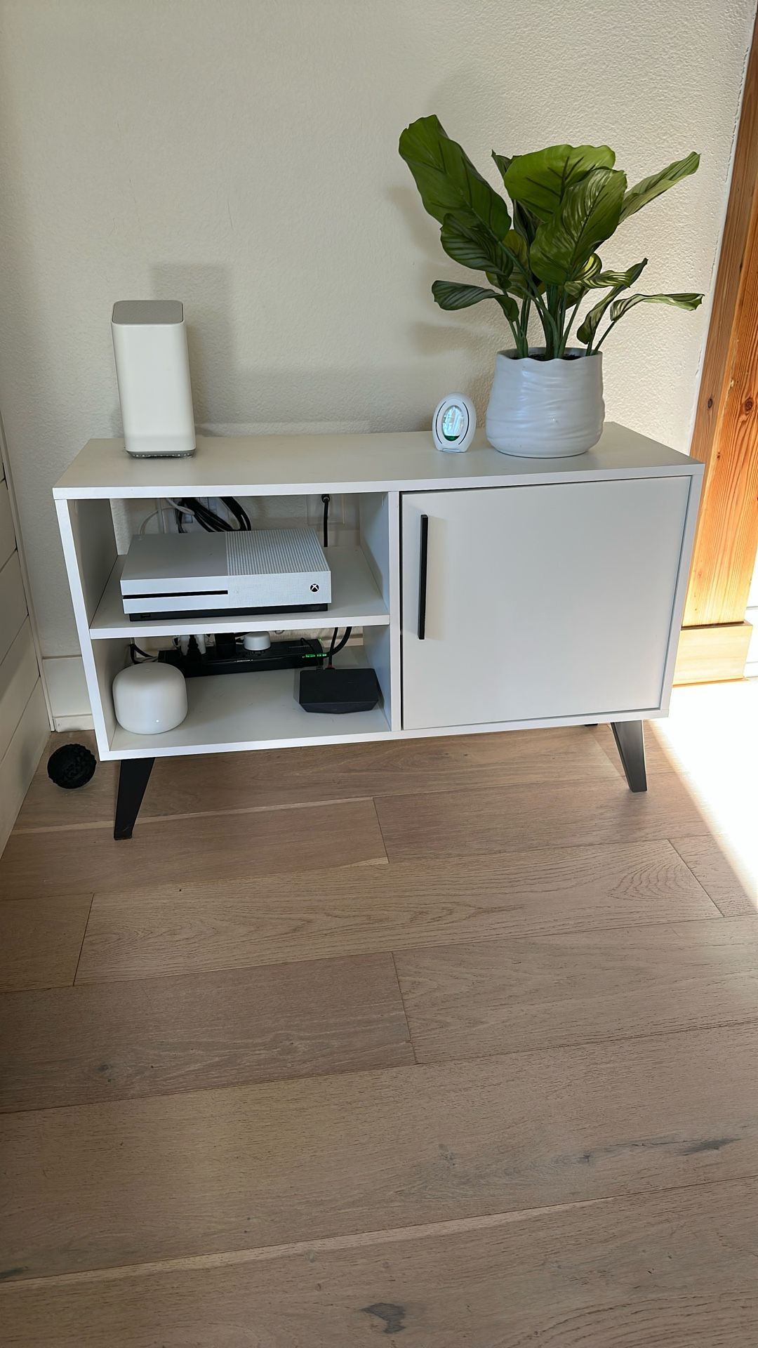 Entertainment Center / TV Stand