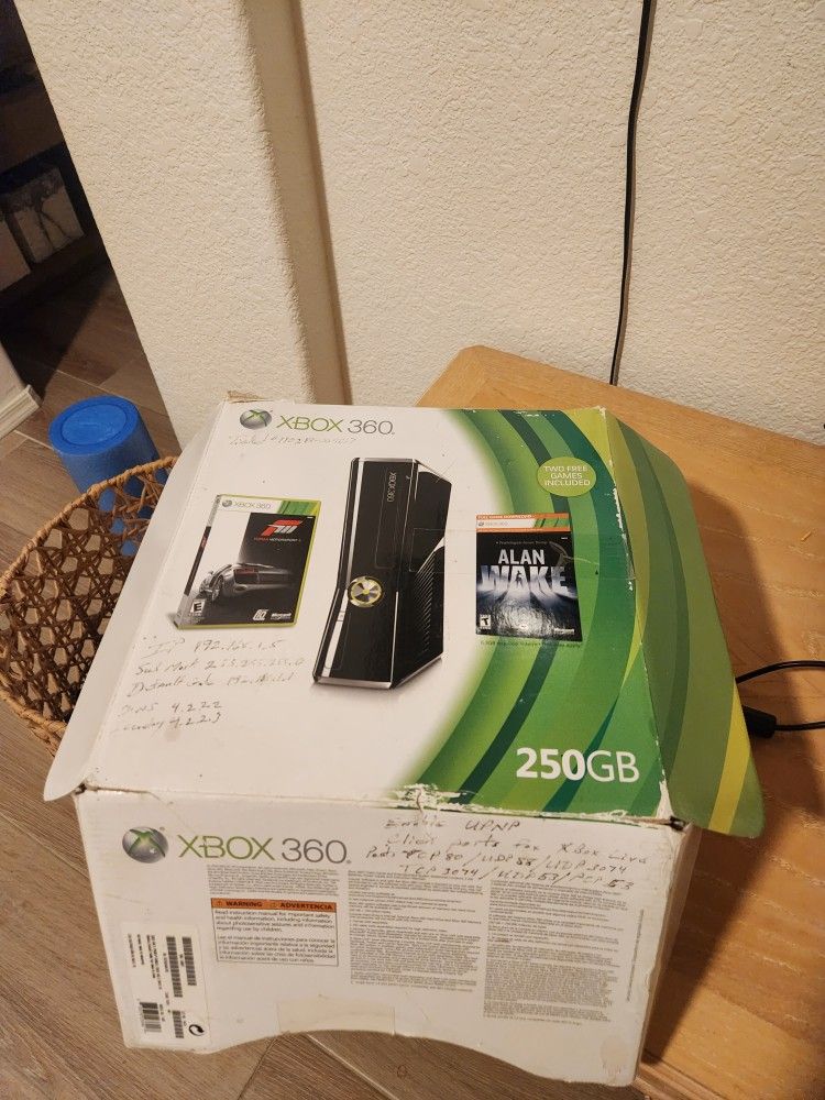 Xbox 360 Slim
