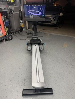 iFIT NordicTrack RW 900 Rower-NTRW19425 used only 2 times