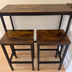 3 Piece Dining Table Set, Bar Table and Chairs Set Excellent Condition Like New
