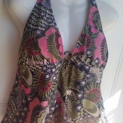 Beautiful Size 2X  Tankini Top