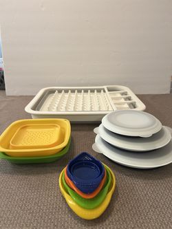 Collapsible Dish Rack, Bowls, colanders and measuring cups