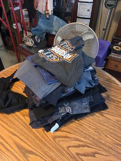 Vintage T-shirts and Harley davidson shirts