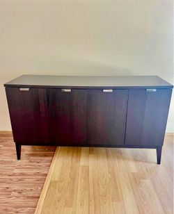 Crate and Barrel “Madison” Buffet Sideboard Credenza