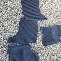 Nissan Armada matts  N