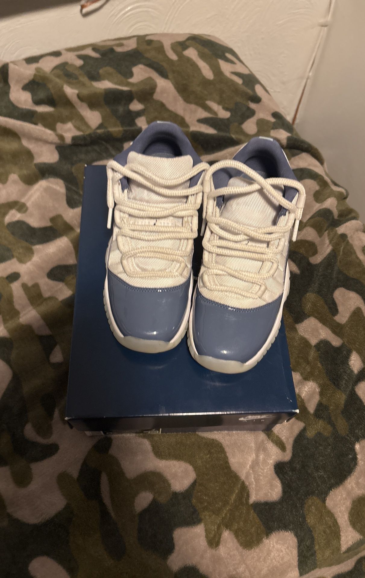 Jordan 11 Size 6