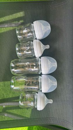 Phillips avent glass bottles