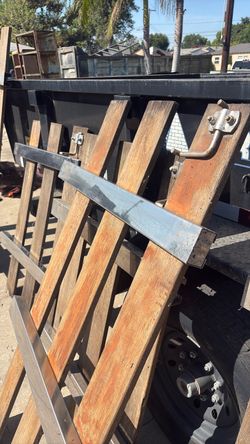 Flat bed gates