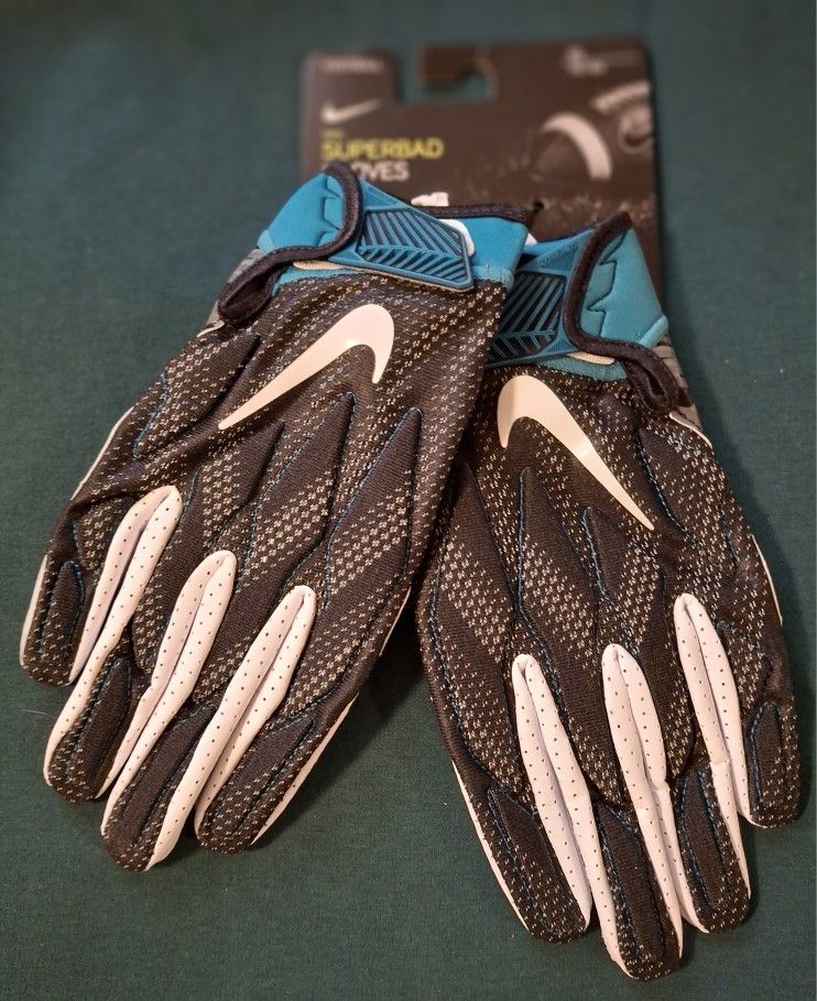 NEW Nike JAGUARS SM SUPERBAD 4.5 FG NFL FOOTBALL GLOVES