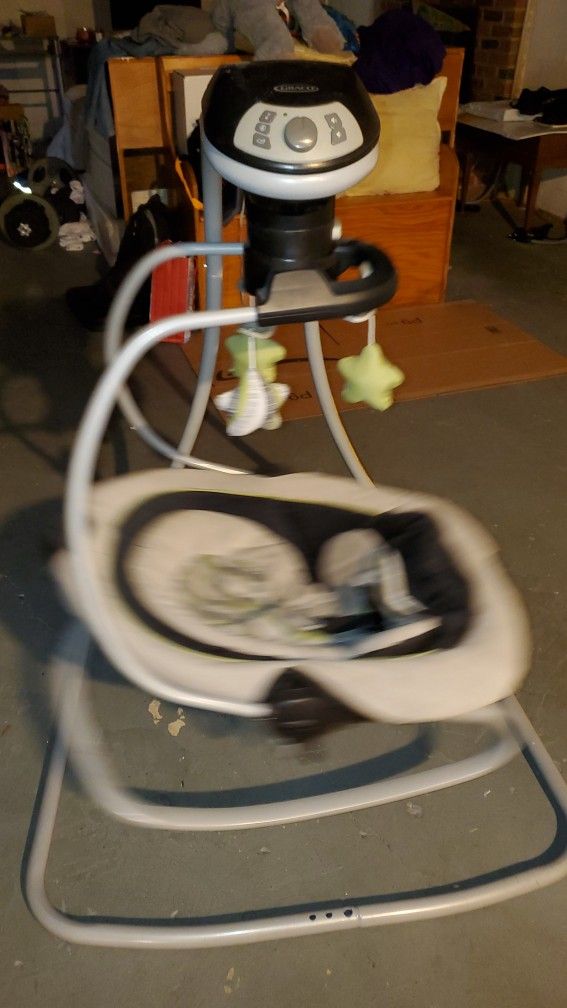 Graco Baby Swing