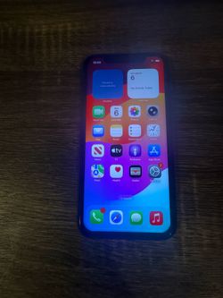 Unlocked Apple iPhone 11 64 GB