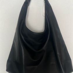 Black Patleather Purse Oversized 