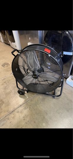 Fan utilitech 2 speed metal 24 in