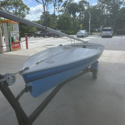 15’ sailboat w/ Trailer