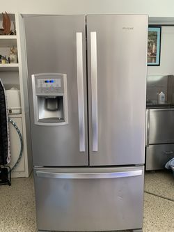 Whirlpool Counter-Depth French Door Refrigerator – Stainless Steel
