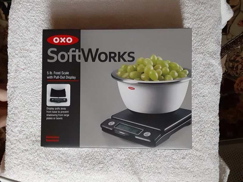 OXO 5 lb. Food Scale With Pull-out Display