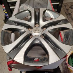 Toyota Whell Cover