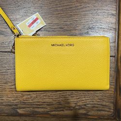 Mk Wristlet 