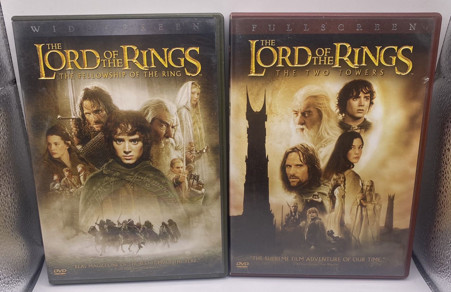 2 Pack The Lord Of The Rings Bundle: THE FELLOWSHIP OF THE RING & THE TWO TOWERS