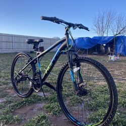 Huffy Nighthawk 26’ Bike