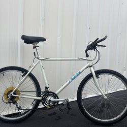 Vintage Specialized Hardrock MTB Hybrid Bike