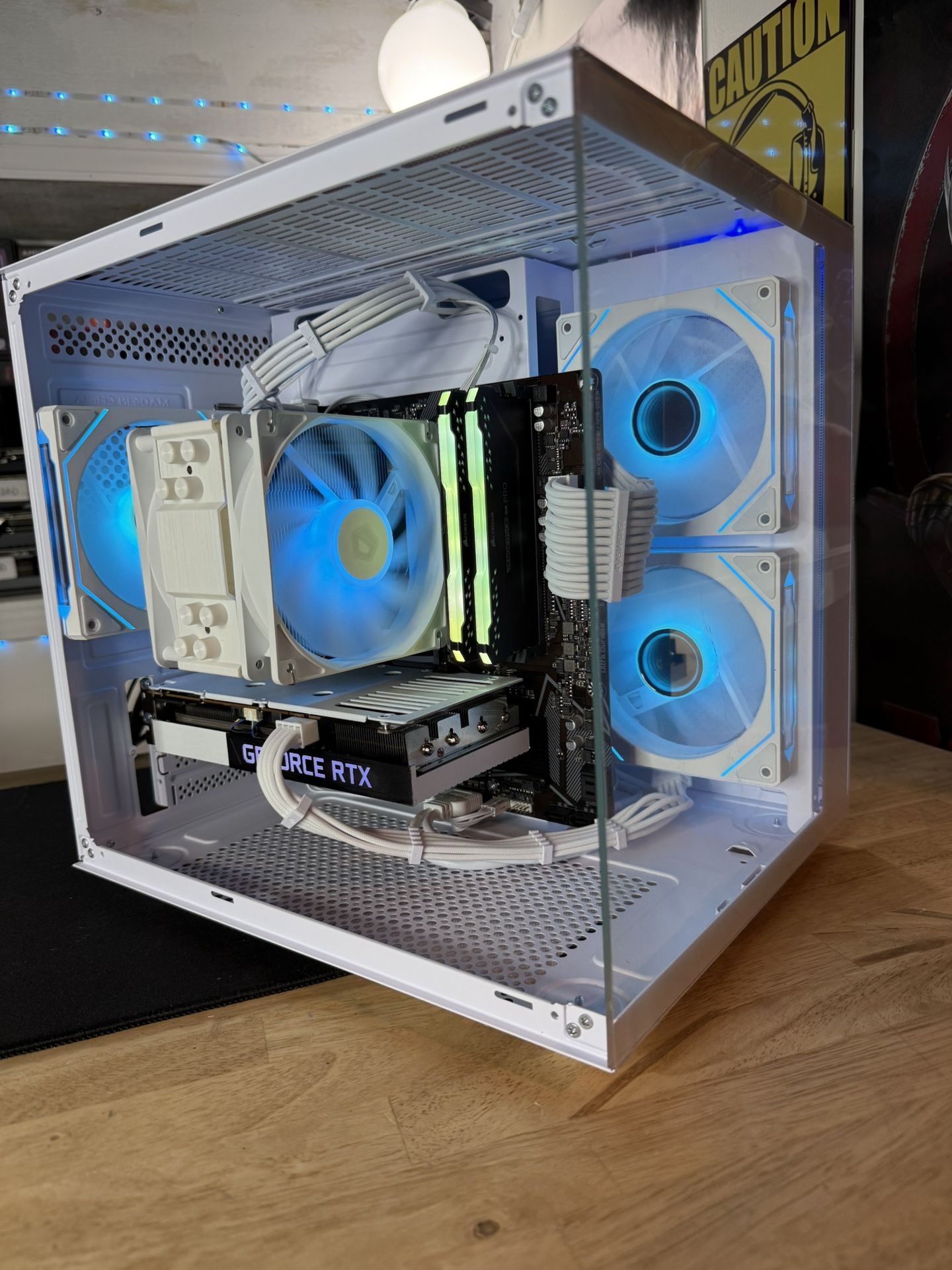 all White RTX3060Ti Pc(high Fps 1080 Max Settings)
