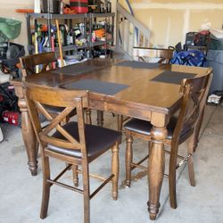 Counter Height Table And 4 Chairs - Delivery Available / Entrega Disponible