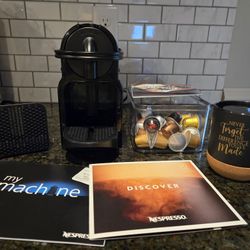 Nespresso Inissia Espresso Machine by De'Longhi,24 oz, Black