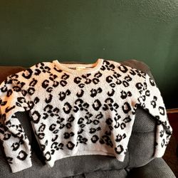 Sweater Leppard