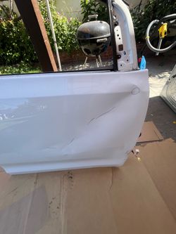 Door rear passenger Toyota sienna 2015