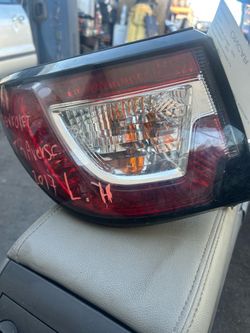 2013 - 2017 Chevy Traverse Taillight Taillamp driver side Tag# 9209