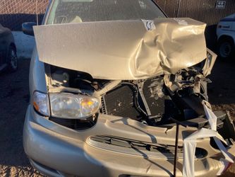 2000 Nissan Quest parts car