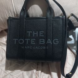 Marc Jacobs *Authentic*