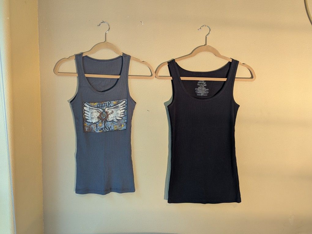 2 Tank Tops