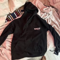 balenciaga hoodie size L