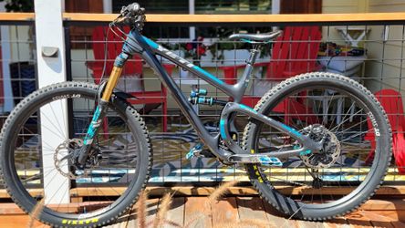 2018 Yeti SB5.5 Carbon Large 29er