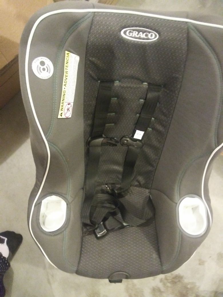 Crago car seat