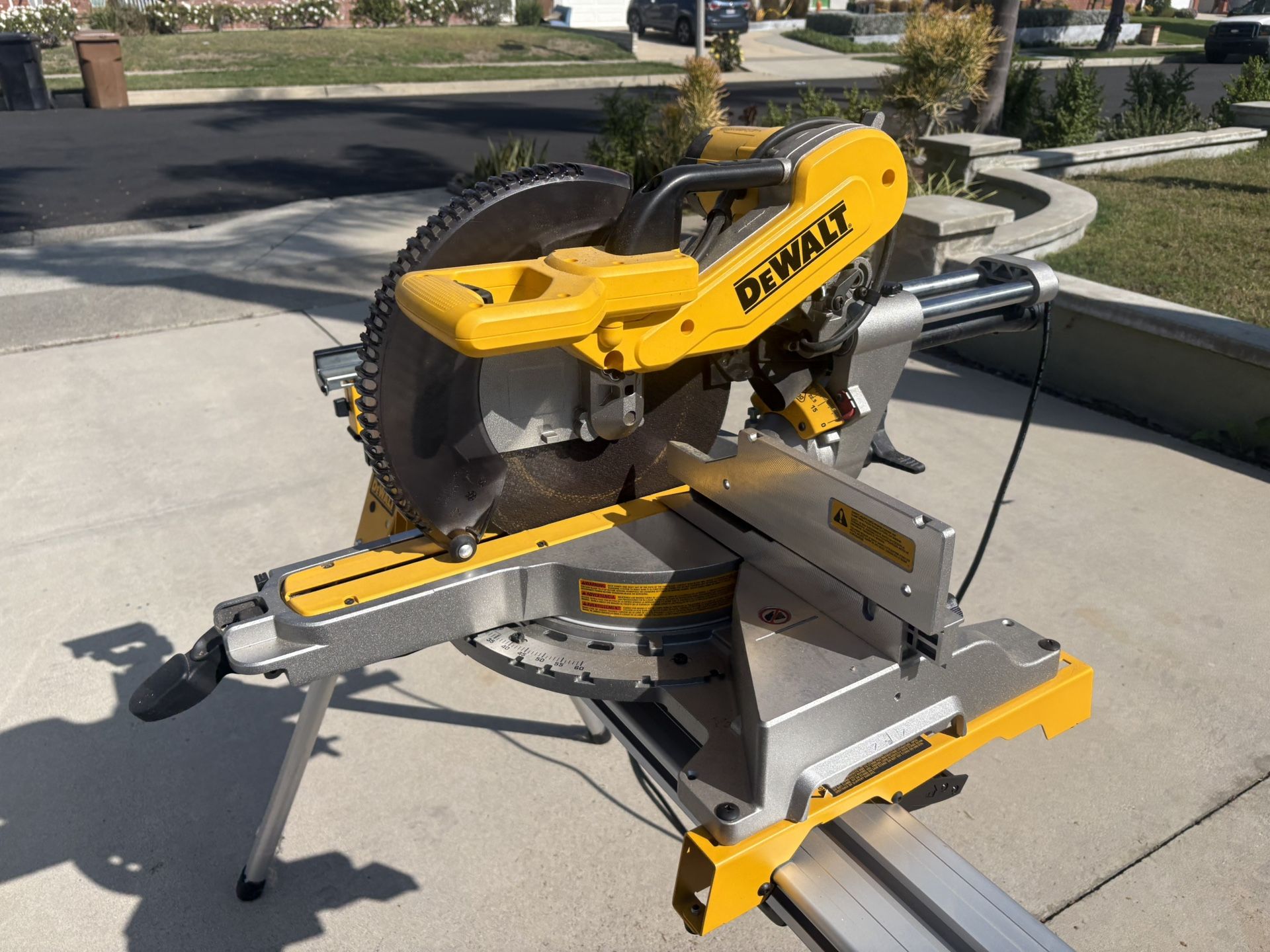 Miter Saw And Aluminum Stand