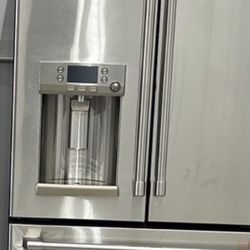 Nice & New   3  Refrigerator Water Filter Available 95134