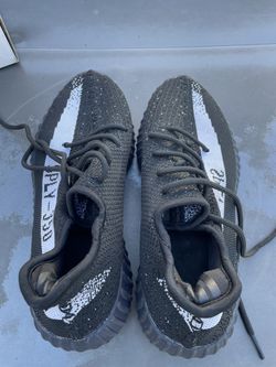 Size 7 Yeeezys