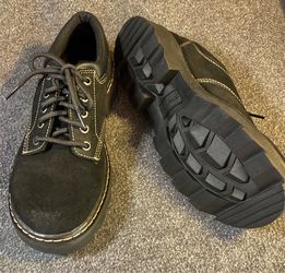 Skechers Shoes Parties Mate Black Suede Leather Womens 9 Rugged Sole Stitch NEW