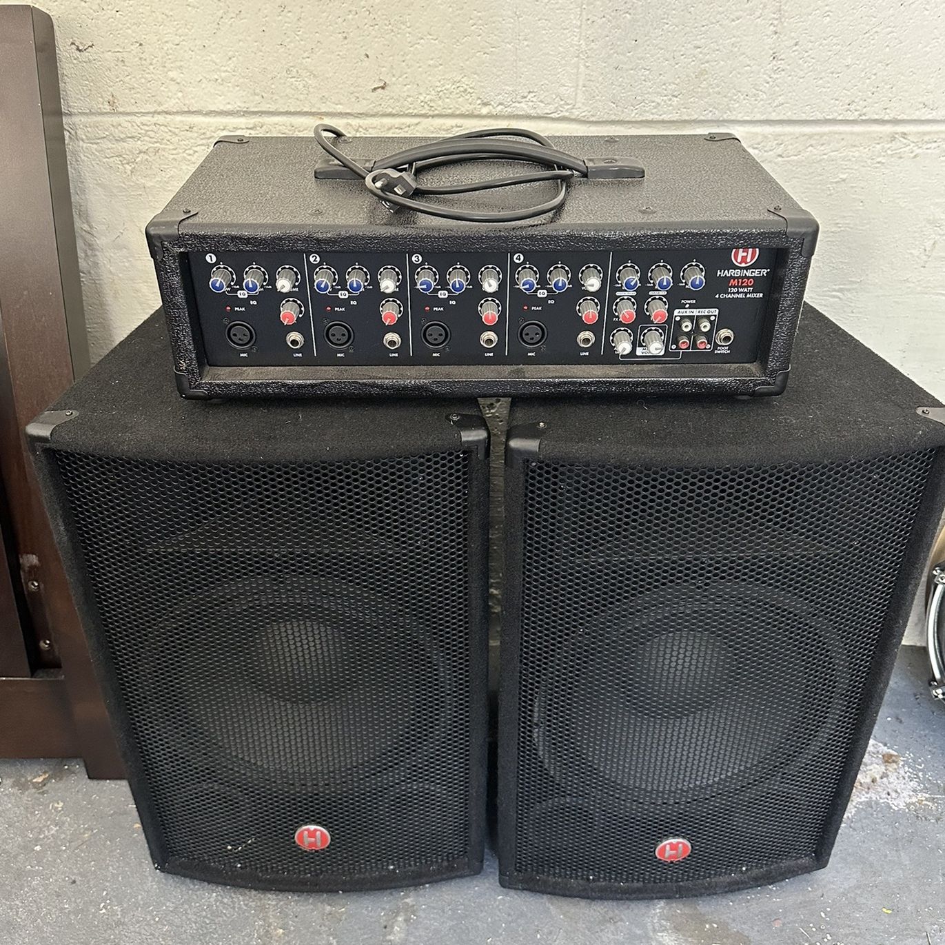 Harbinger m120 hotsell pa system
