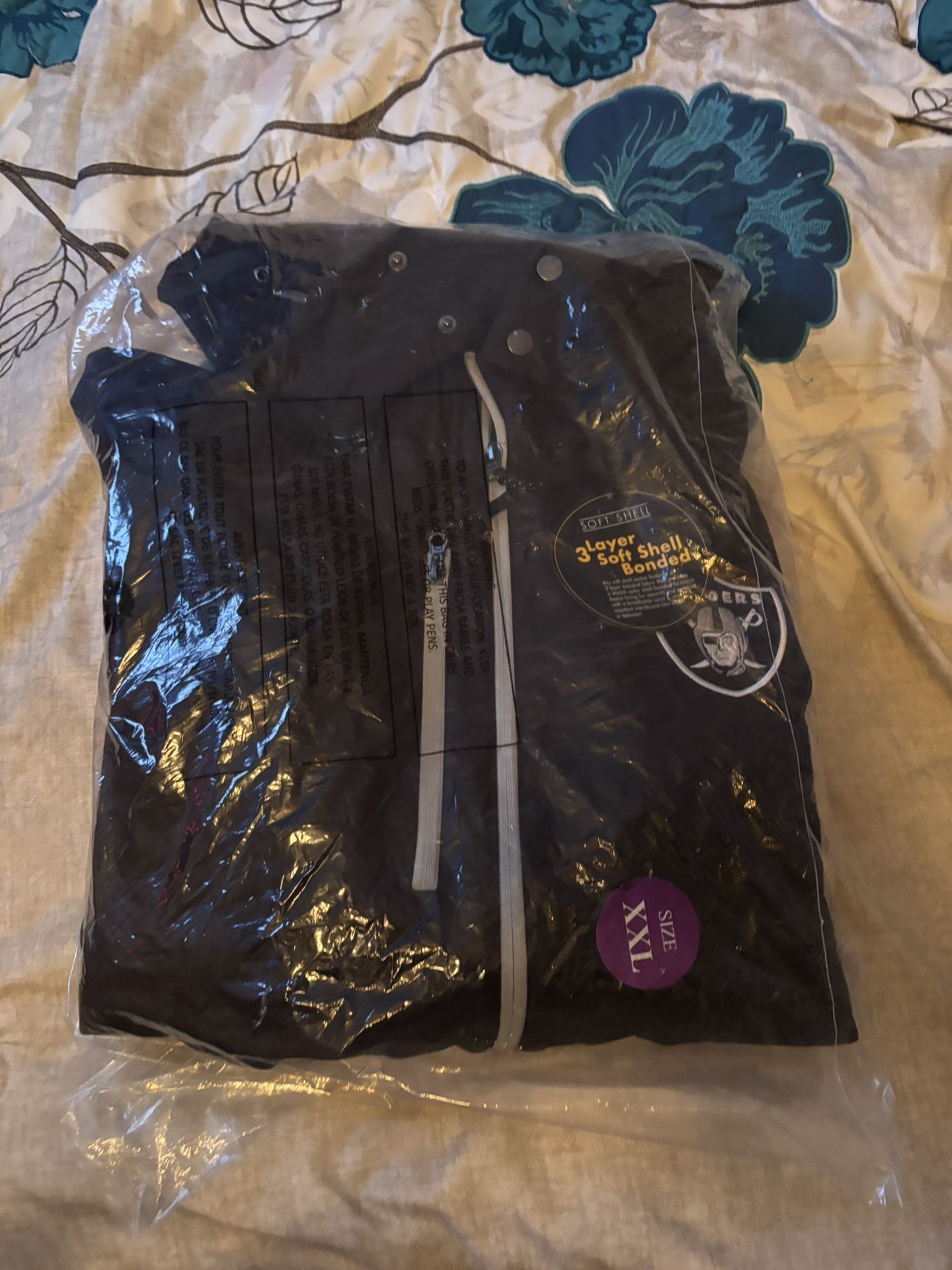 Men’s New Raiders Jacket Size XXL