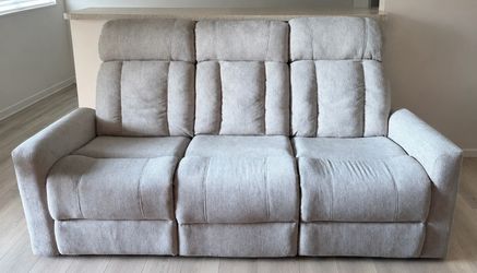 80” Recliner Couch