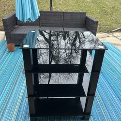 Shelves And Coffee Tables 