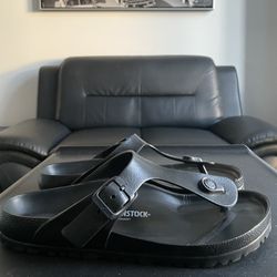 Birkenstock Gizeh Essentials Sandals Black | Women 10 | Men 8