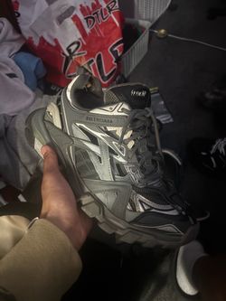 Balenciaga track