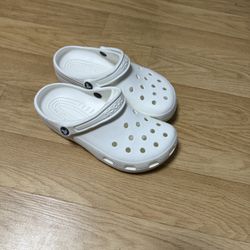 White Crocs 