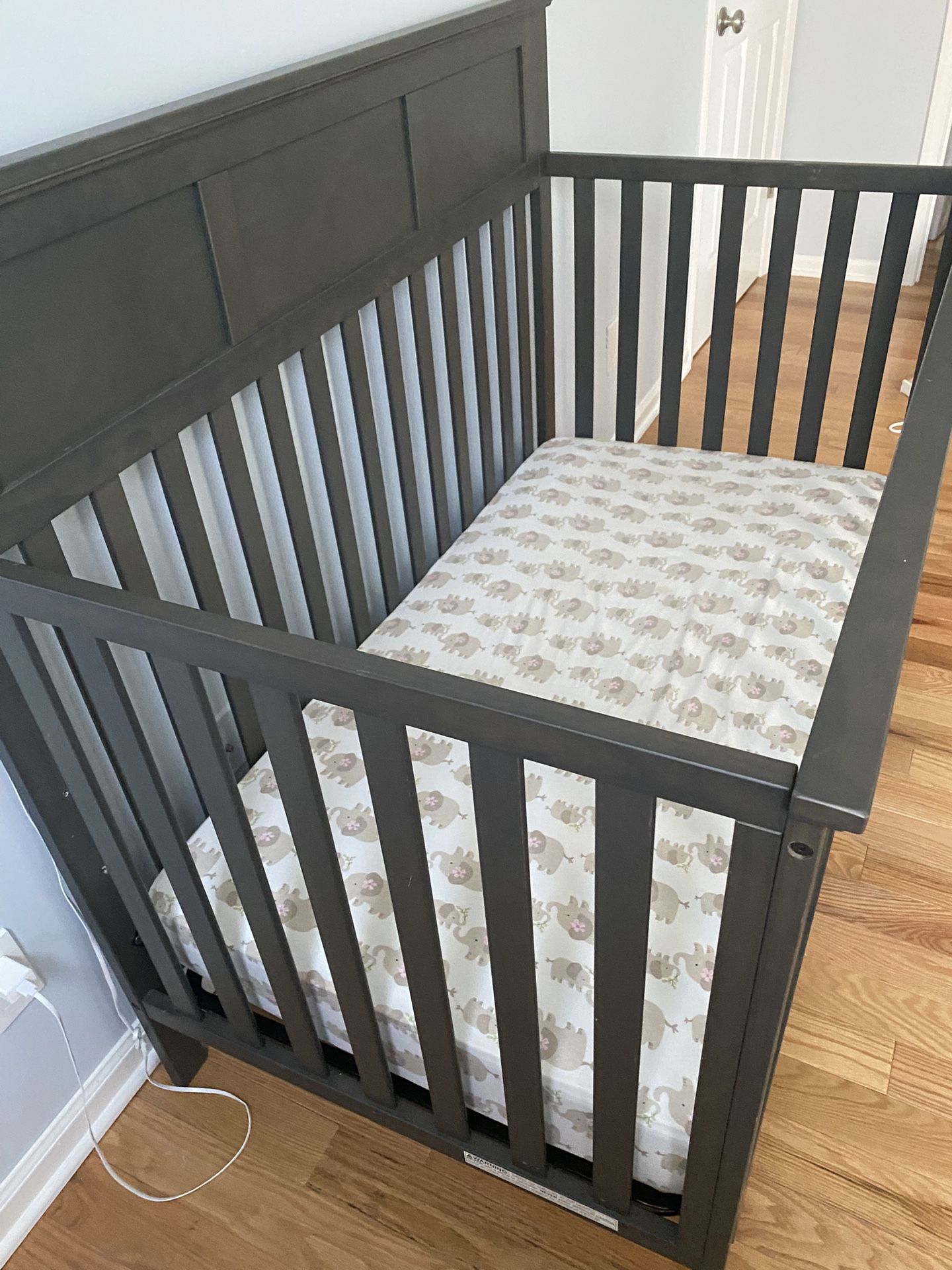 Baby Crib - Delta Children 6 In 1. Chocolate Color. No Damage Whatsoever. Purchased Nov 2023. Available March 15 Moving Date. 