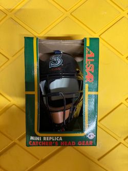 Vintage Mariners Mini Catcher’s Mask – Boxed